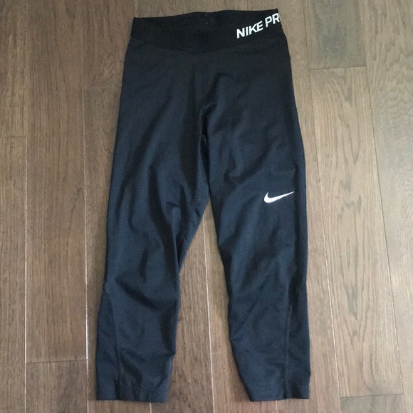 Mid rise Nike Pro dry fit leggings - Picture 1 of 4